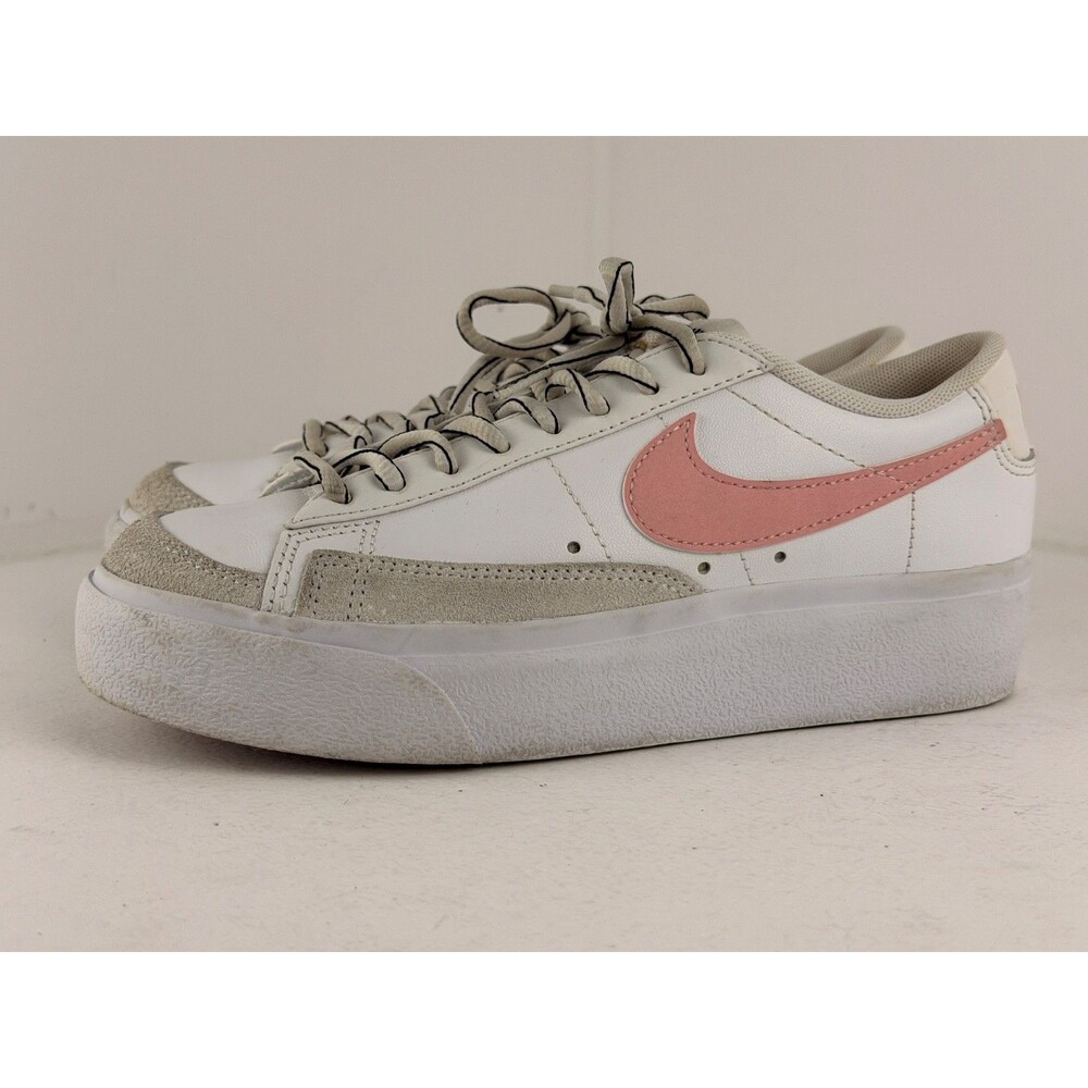 Nike Blazer Low Platform White Pink Foam DJ0292-103 Women's Size 6 Sneakers